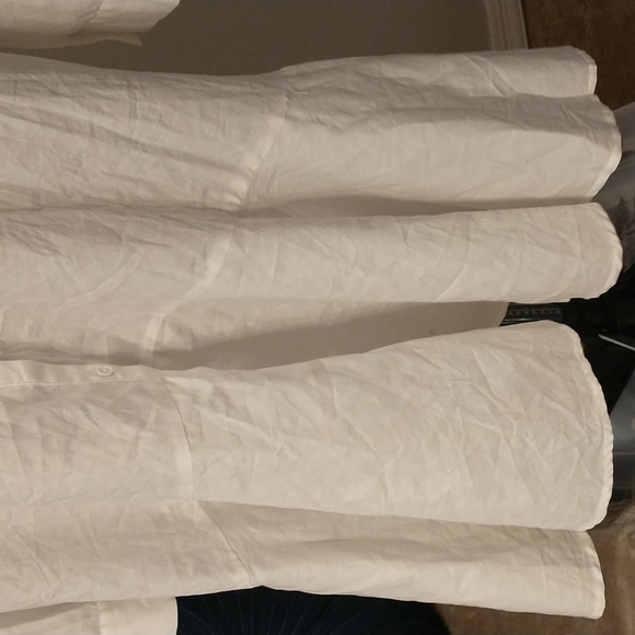 NWT JustFab White Button Down - Picture 2 of 6